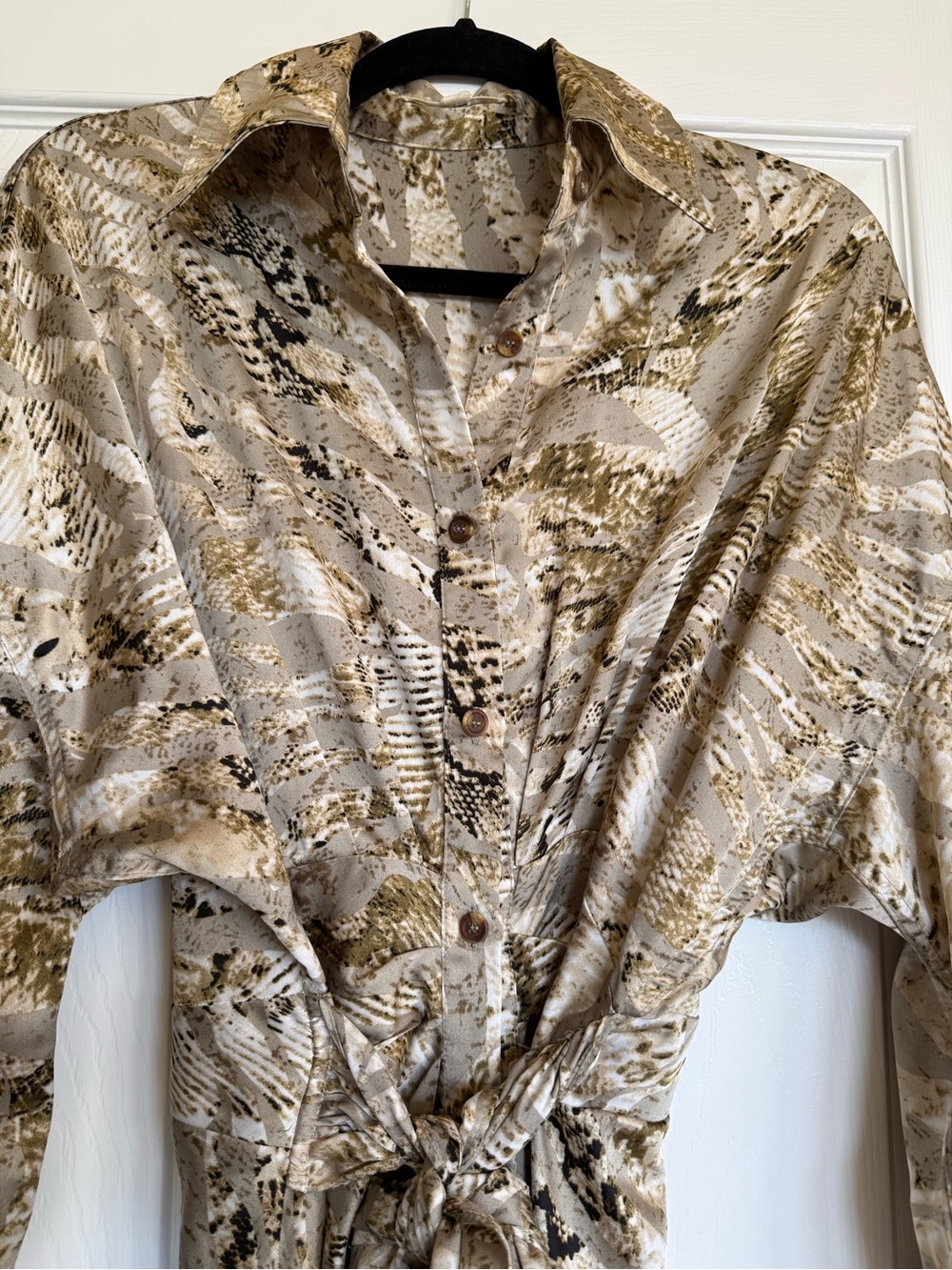 Mable Satin Snake Print Midi Dress Size Small Neutral Tie-Waist Shirt Dress - Picture 4 of 6